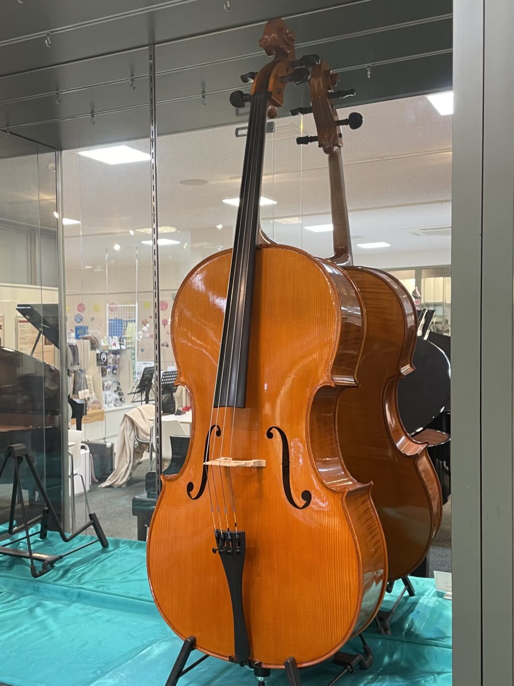 チェロ4／4 u52576 カルロジョルダーノ [SC160] 中古 チェロ 4/4 弓付